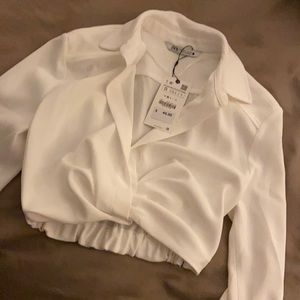 White cropped collard shirt from Zara. Brand new.